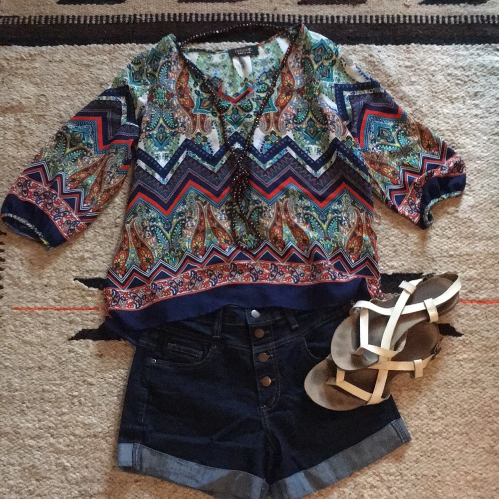 3/4 sleeve patterned blouse